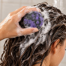 Load image into Gallery viewer, Starry Skies Solid Shampoo Bar photo 3