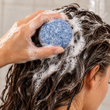 Load image into Gallery viewer, Gingham Solid Shampoo Bar photo 3