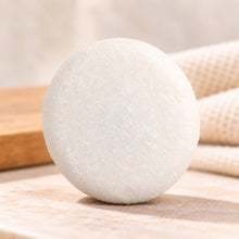 Load image into Gallery viewer, Peppermint Solid Shampoo Bar photo 1